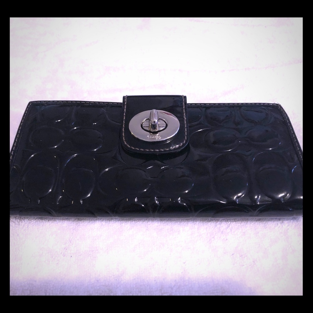 Coach Authentic Patent Leather Wallet in Black
